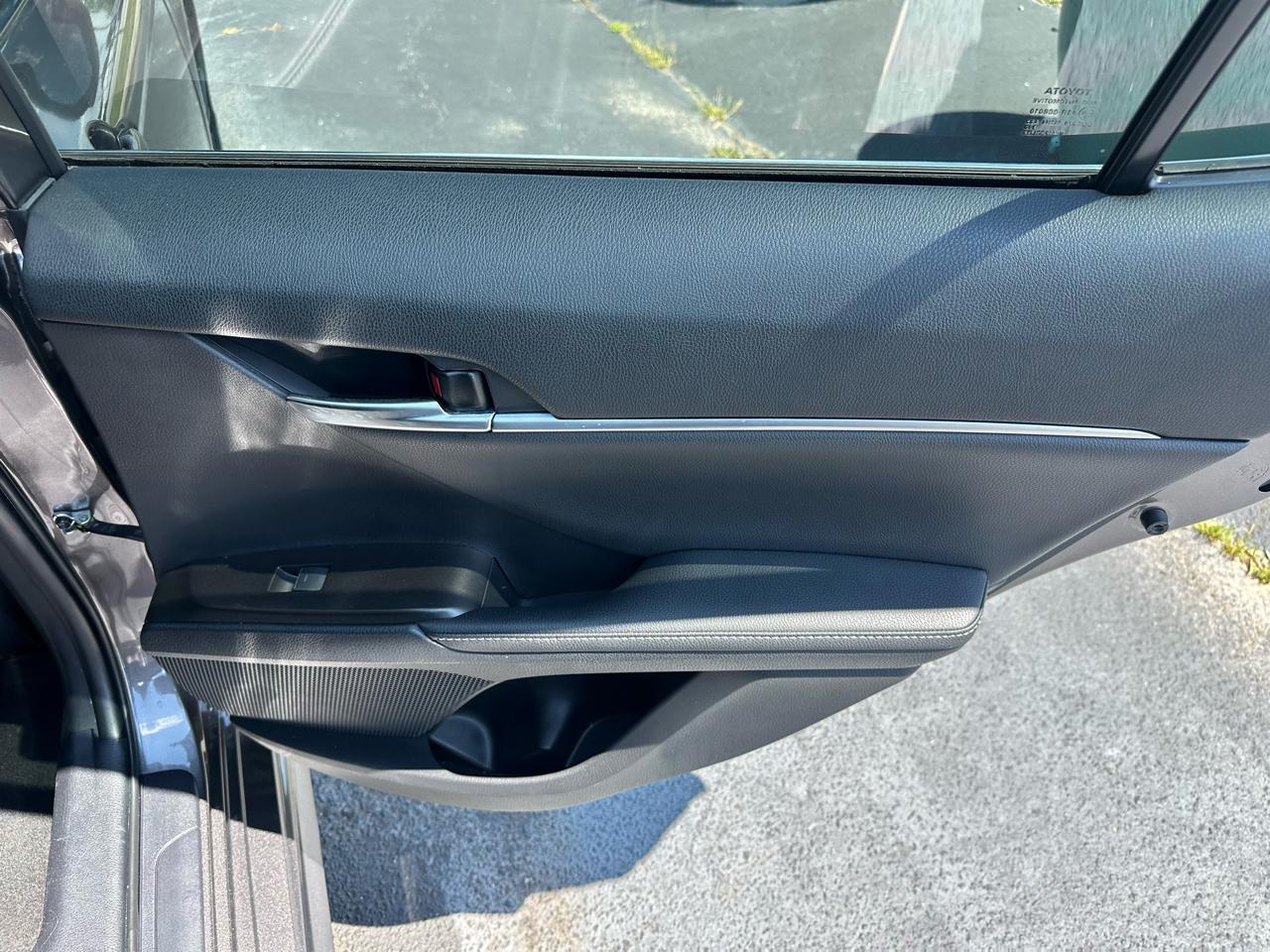 Toyota Camry  2021