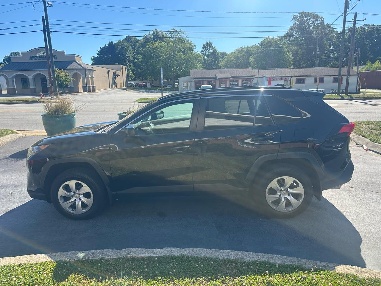 Toyota RAV4  2021