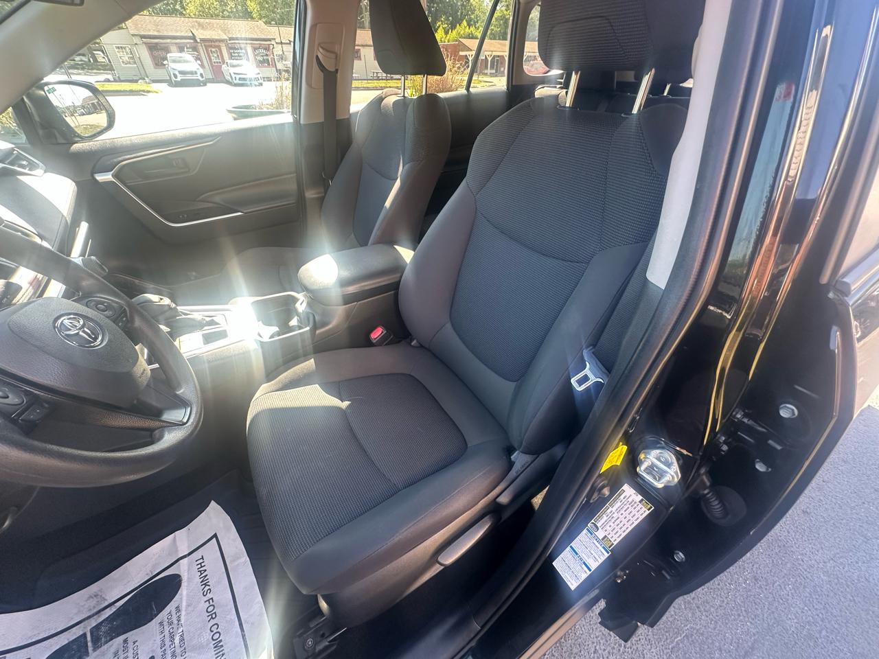 Toyota RAV4  2021
