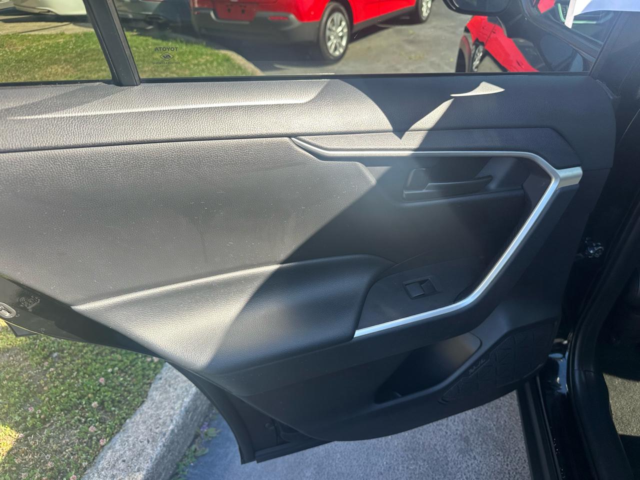 Toyota RAV4  2021