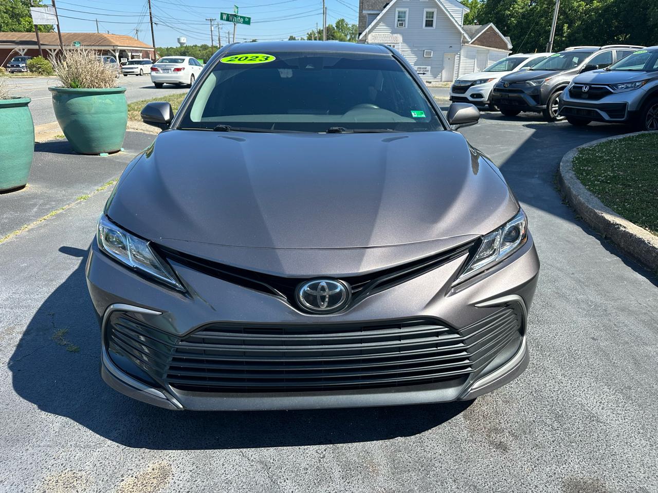 Toyota Camry  2023