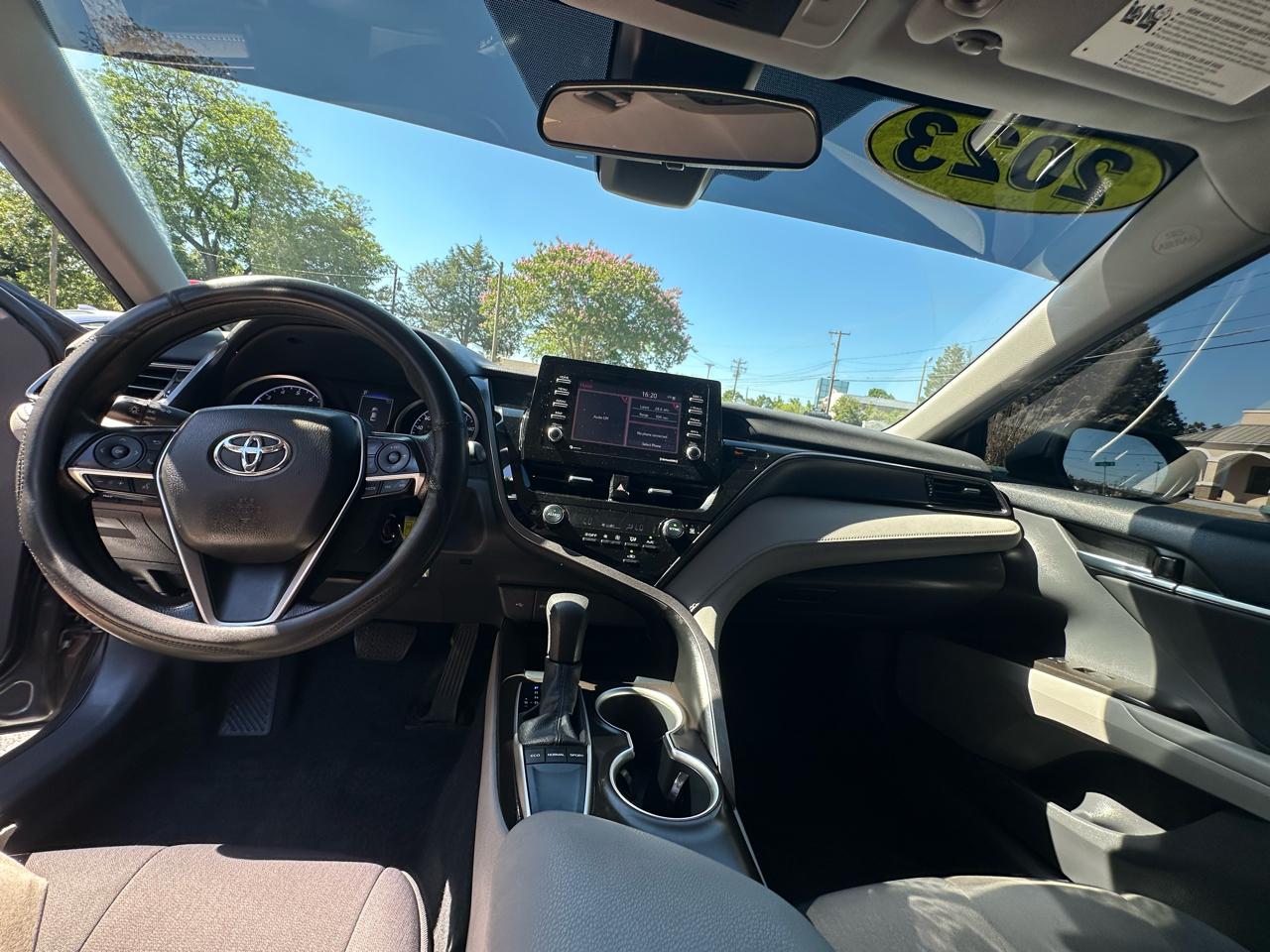 Toyota Camry  2023