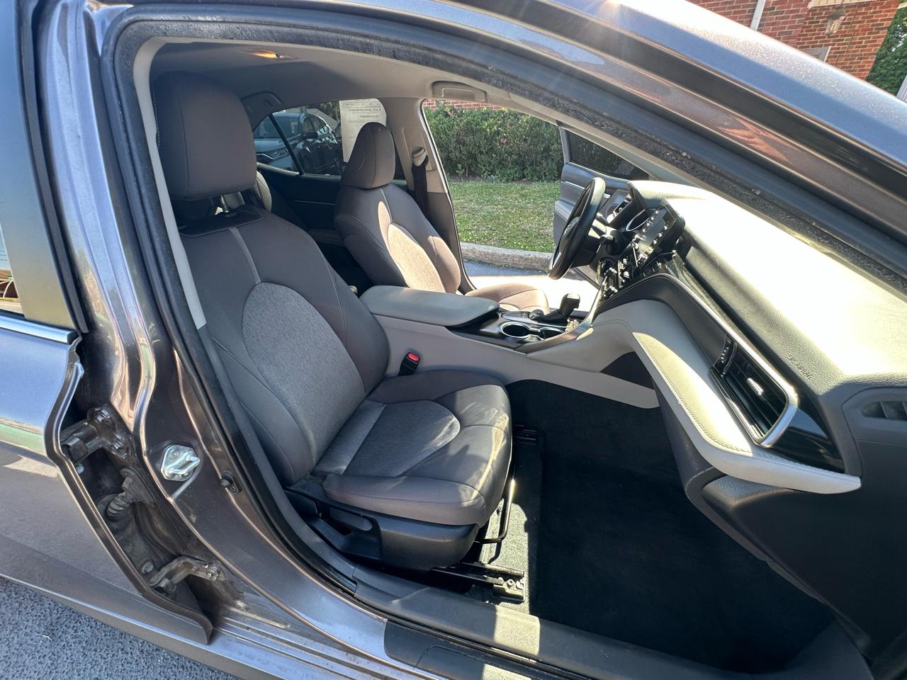 Toyota Camry  2023