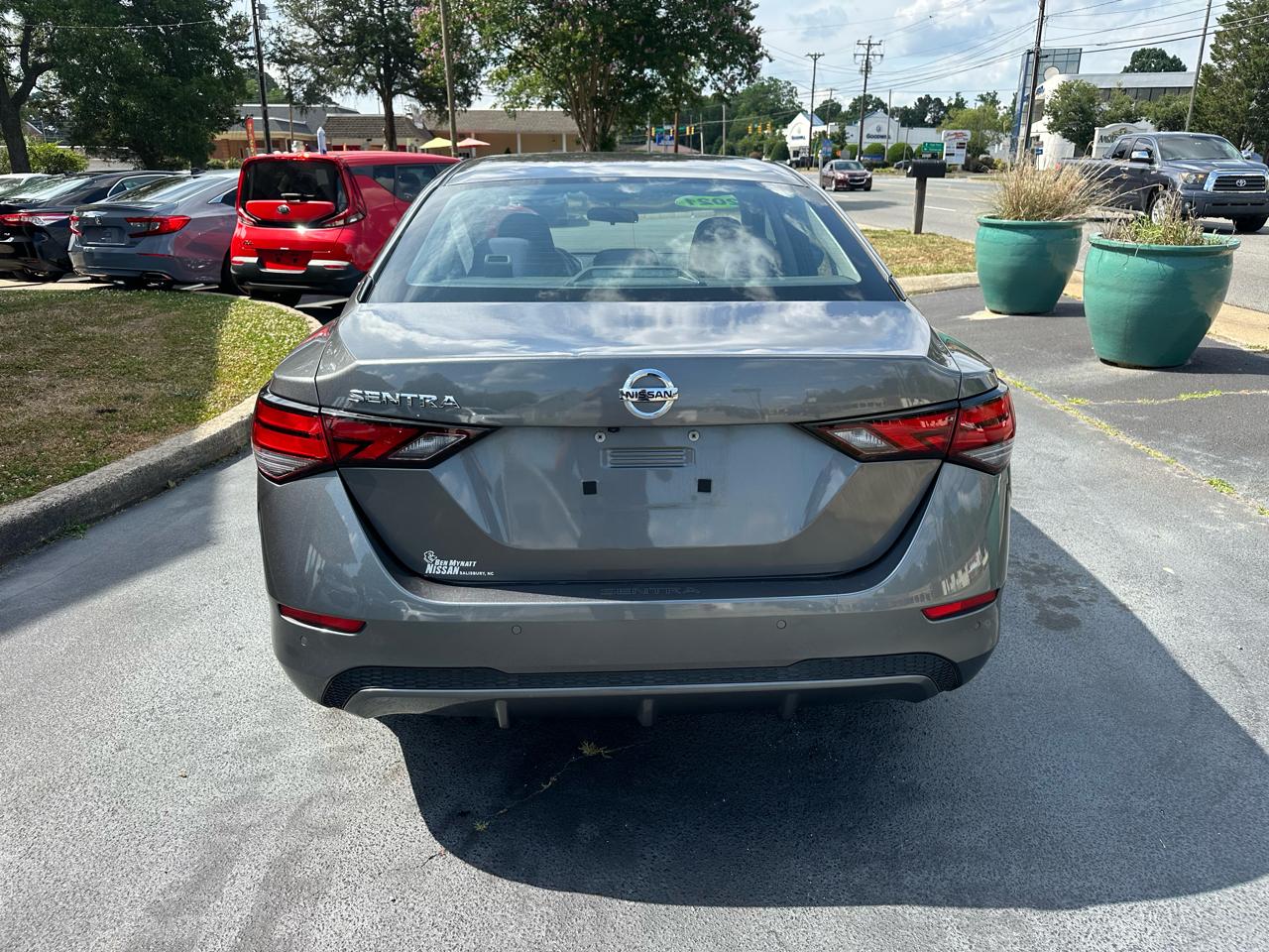 Nissan Sentra  2021