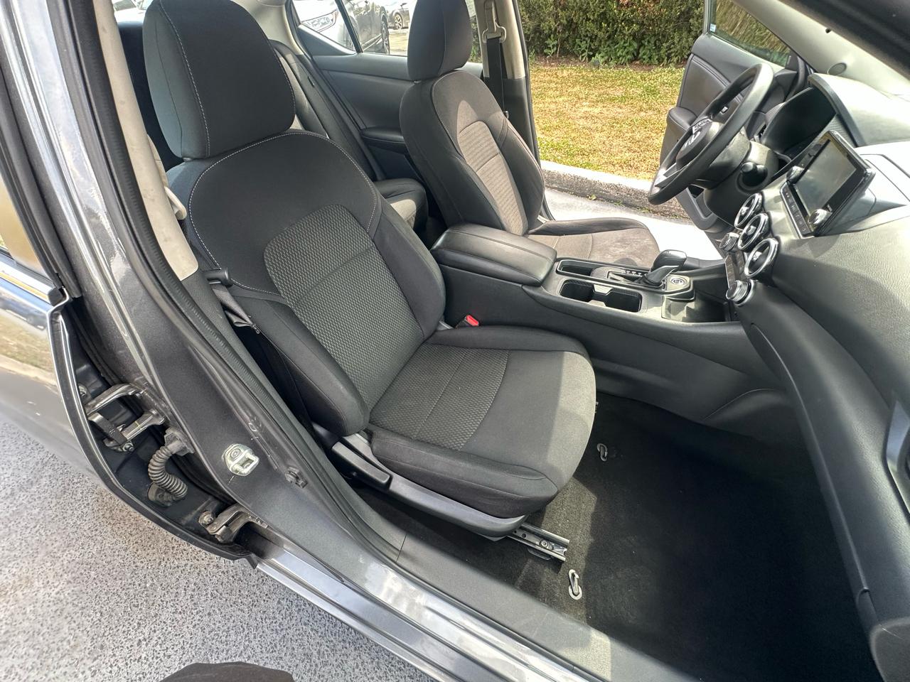 Nissan Sentra  2021
