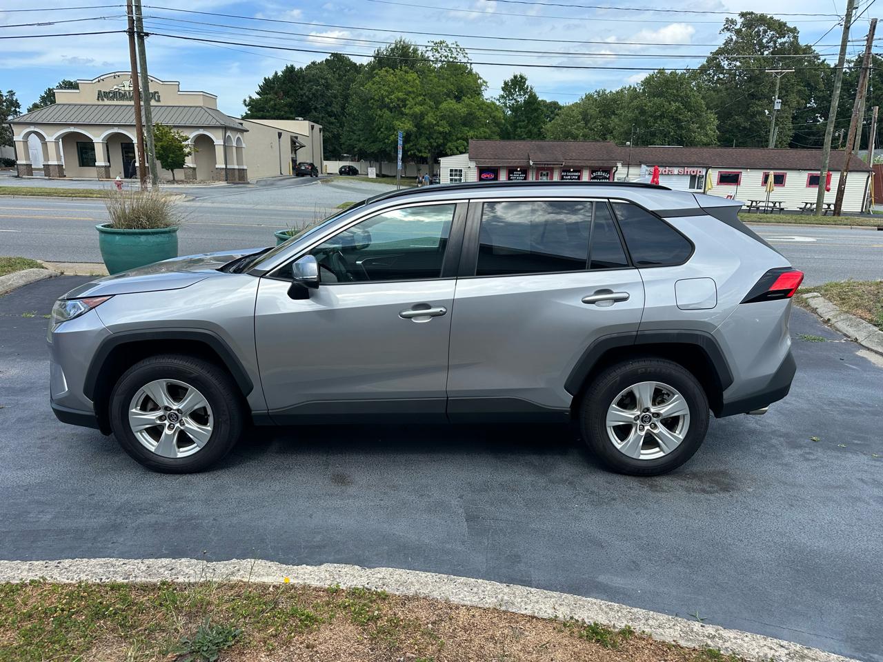 Toyota RAV4  2020