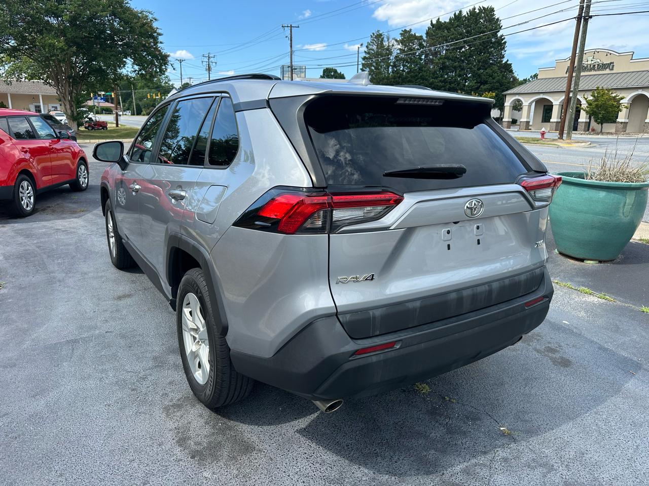 Toyota RAV4  2020