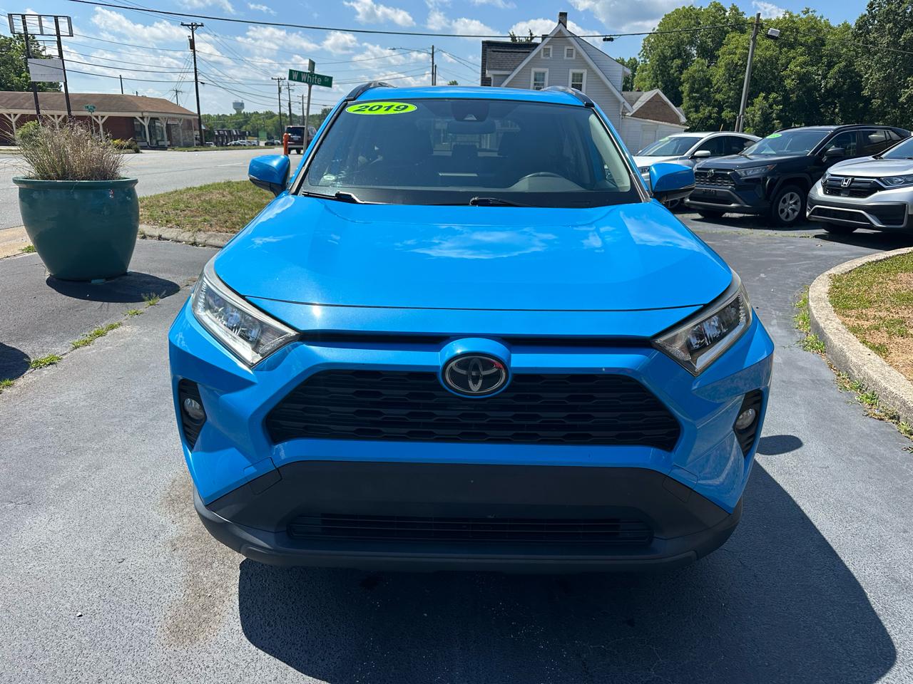Toyota RAV4  2019