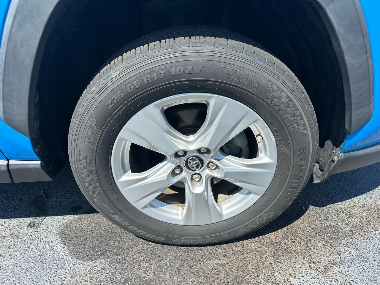 Toyota RAV4  2019