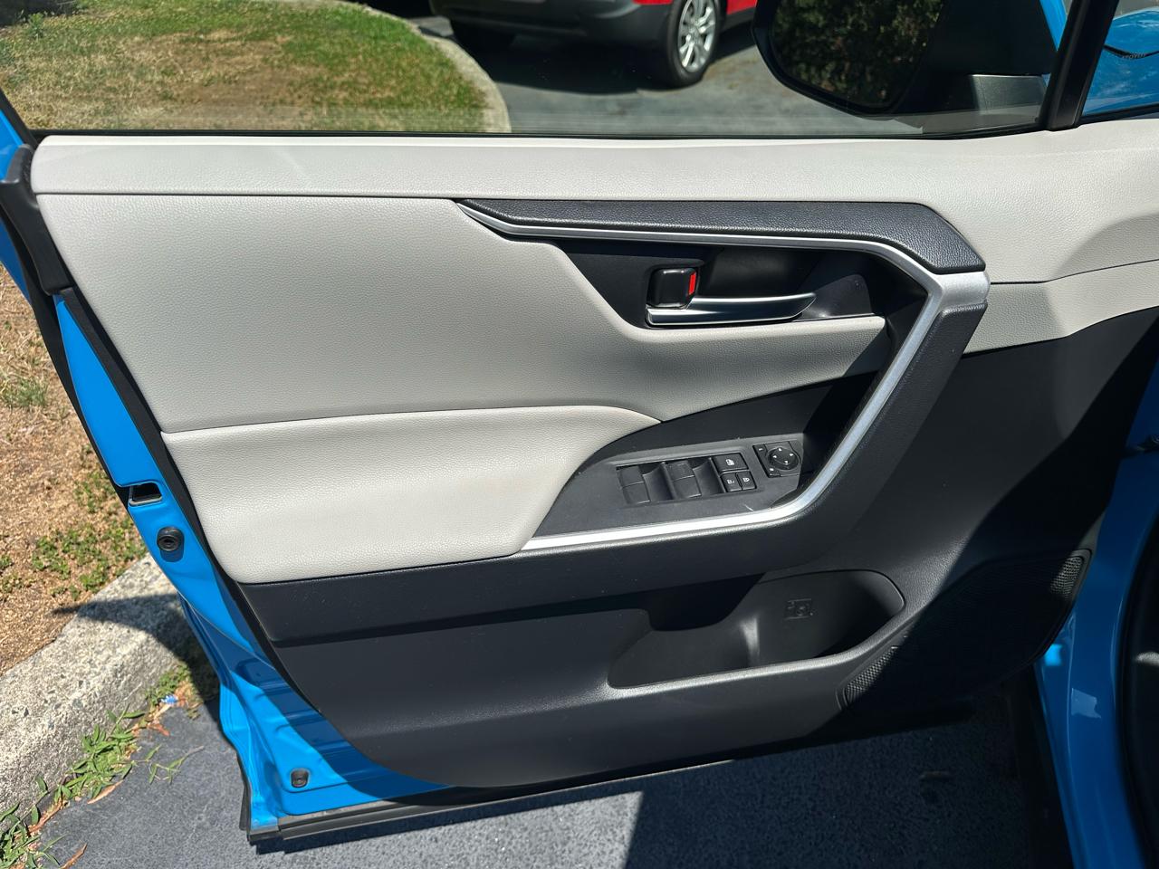 Toyota RAV4  2019