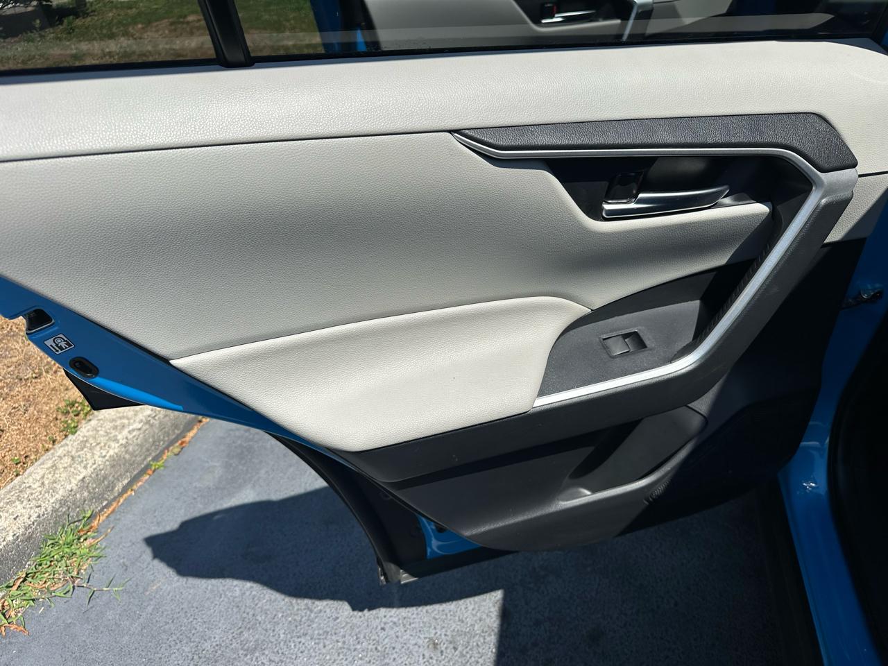 Toyota RAV4  2019