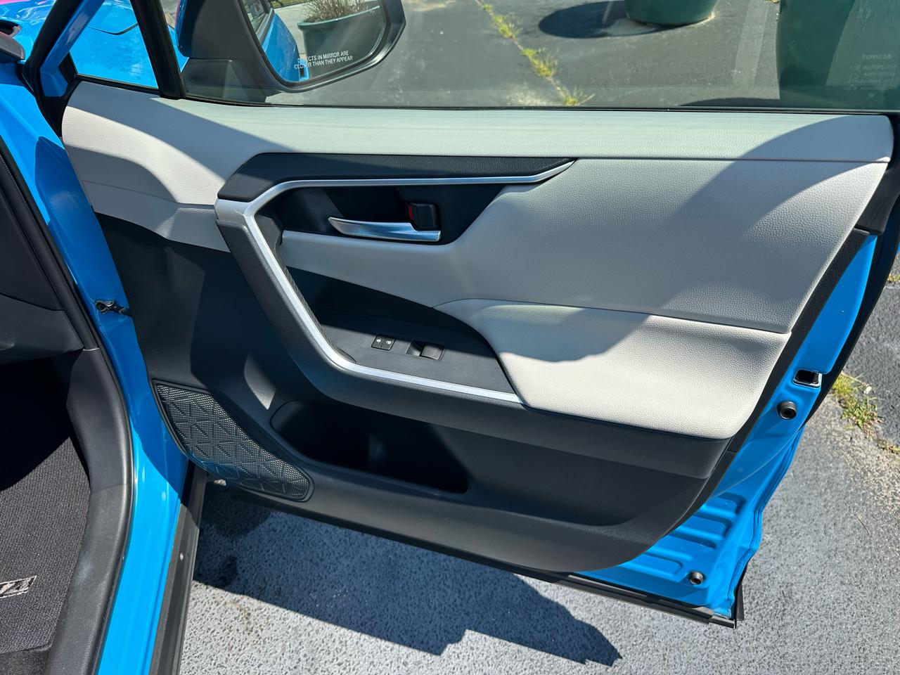 Toyota RAV4  2019