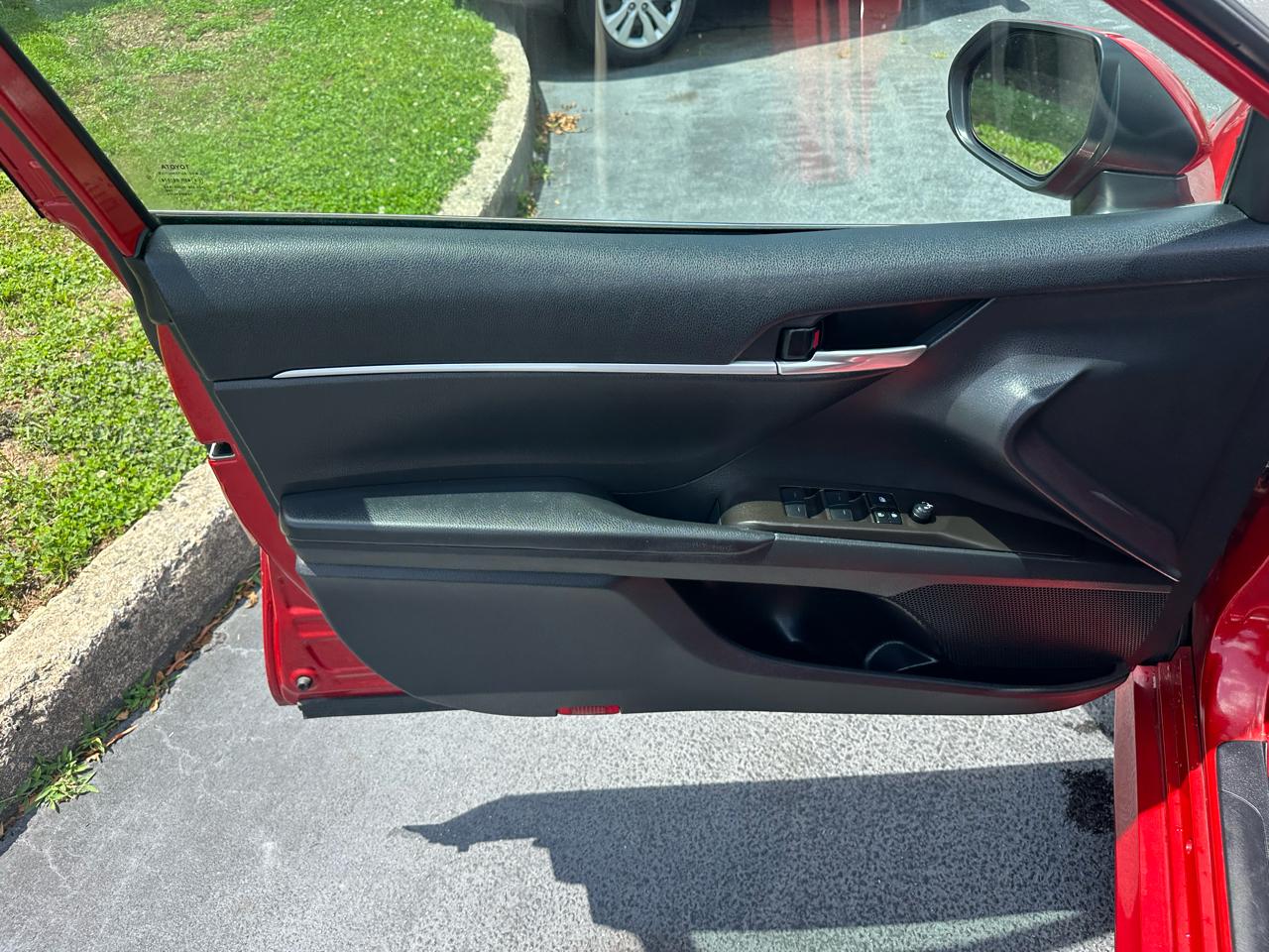 Toyota Camry  2023