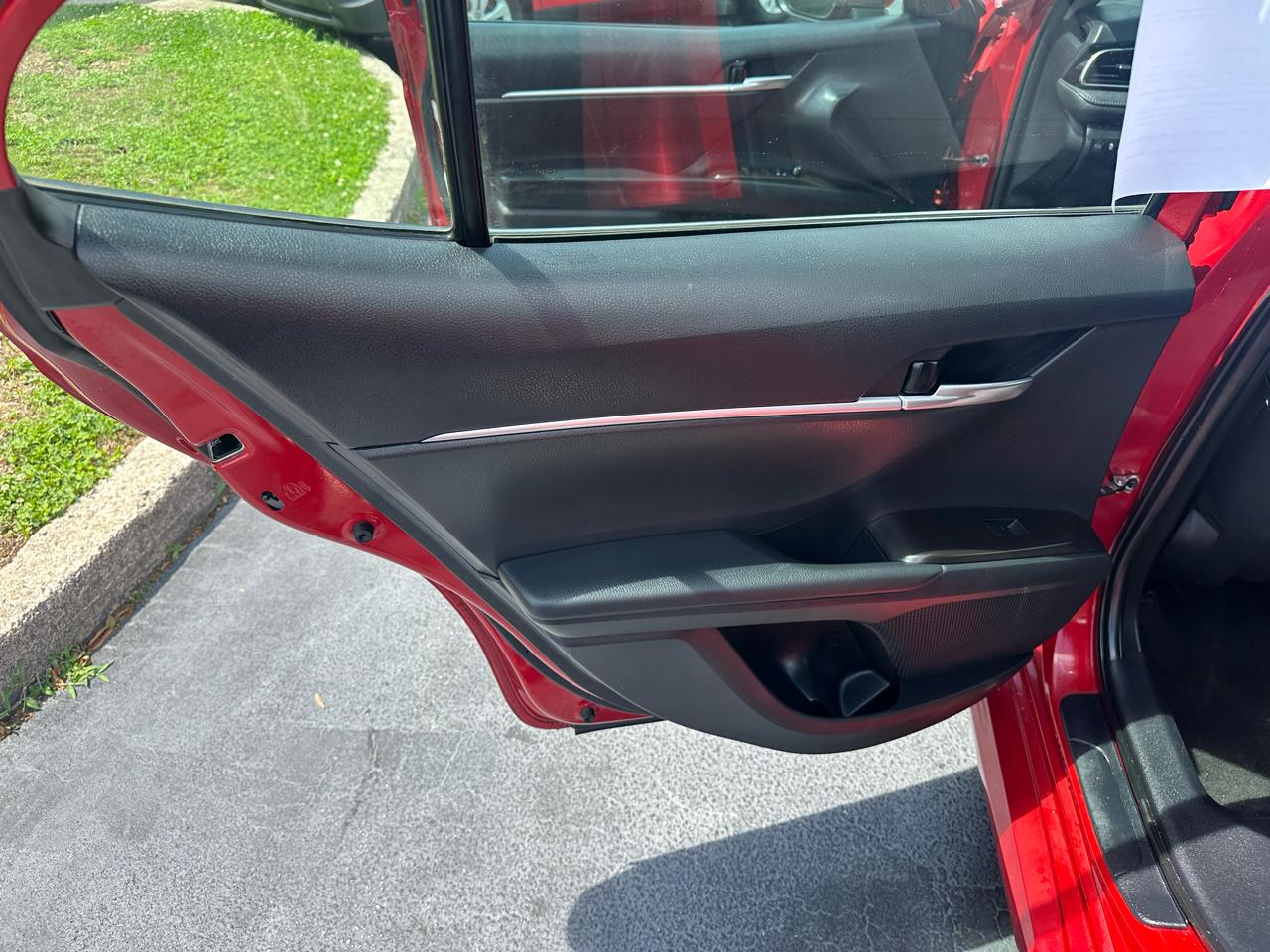 Toyota Camry  2023