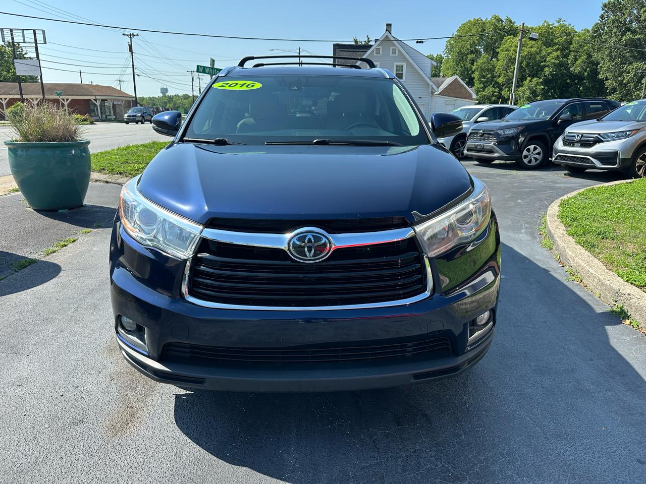 Toyota Highlander  2016