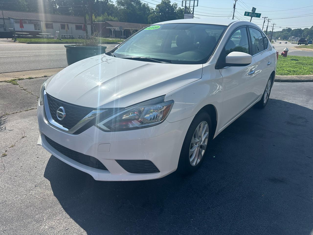 Nissan Sentra  2019