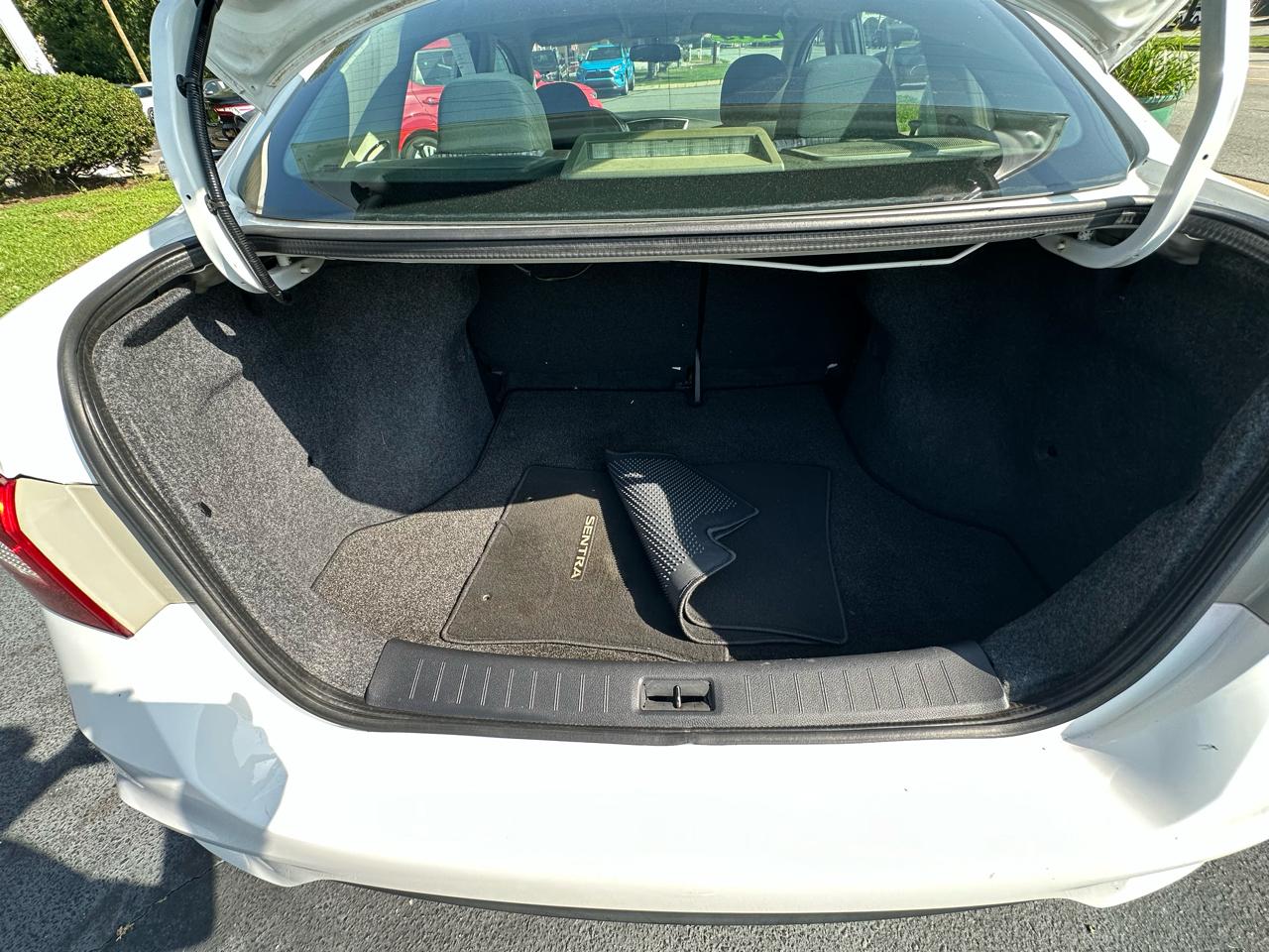Nissan Sentra  2019