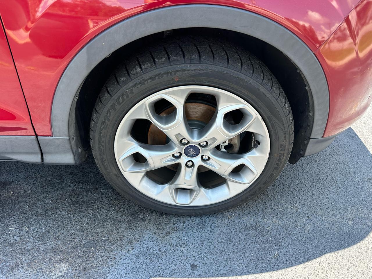 Ford Escape  2014