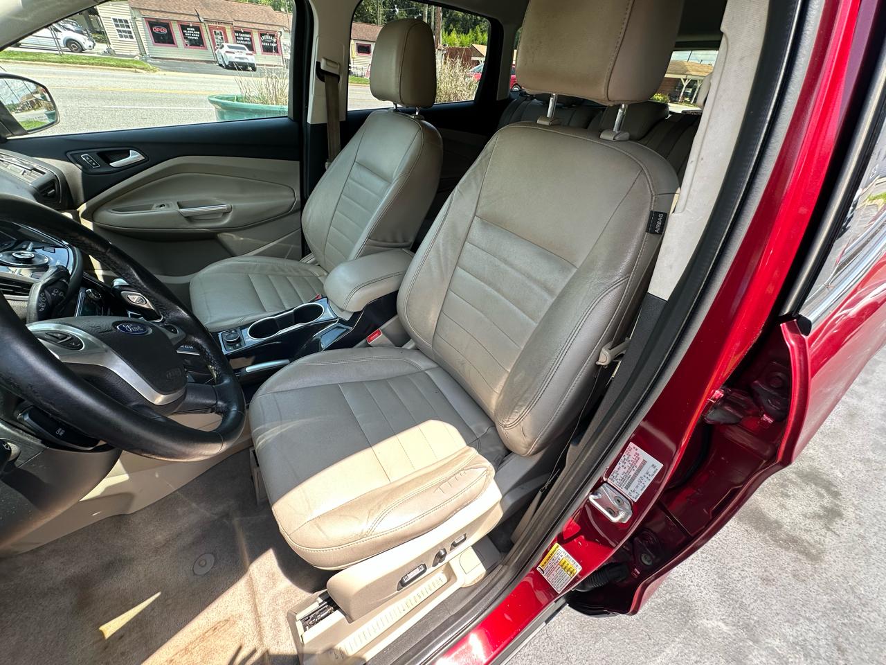Ford Escape  2014