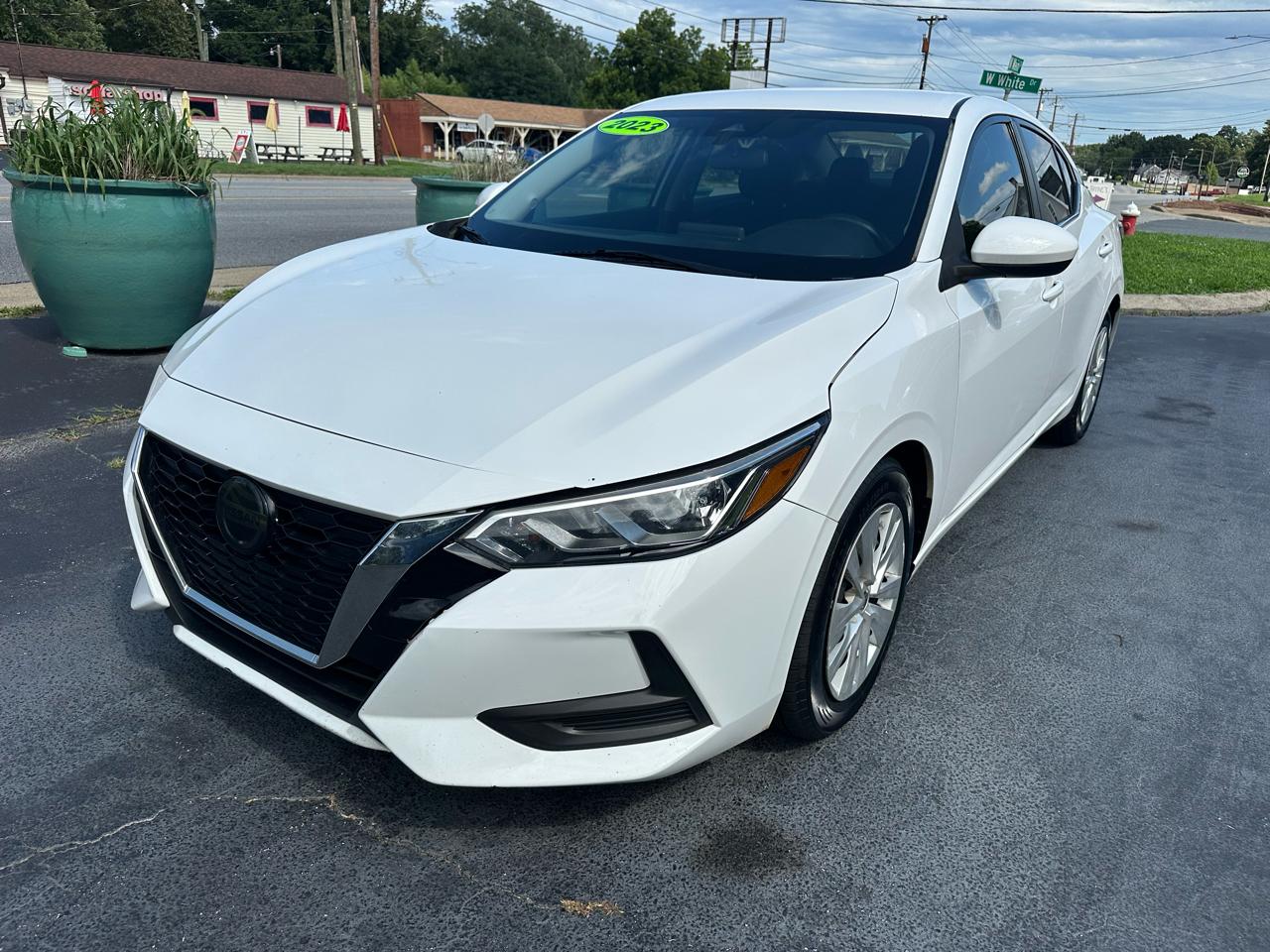 Nissan Sentra  2023