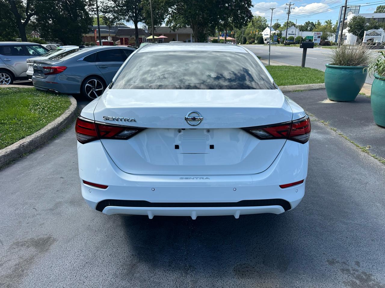 Nissan Sentra  2023