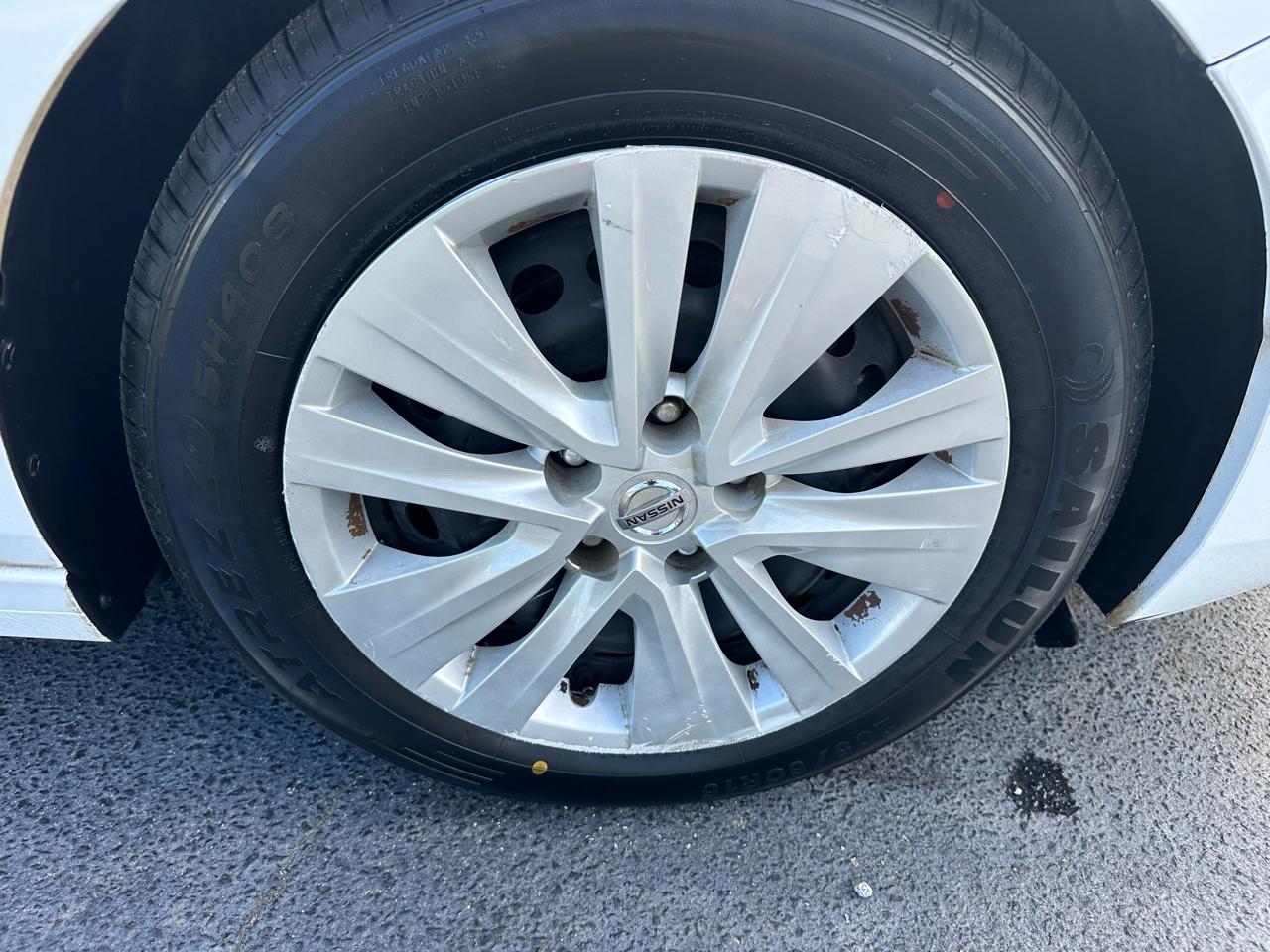 Nissan Sentra  2023