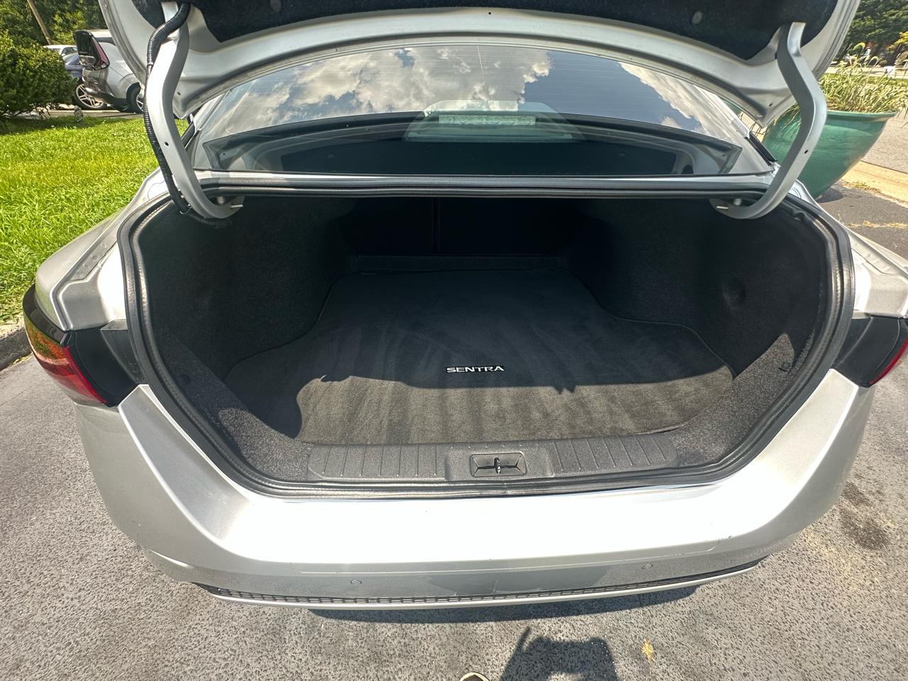 Nissan Sentra  2022