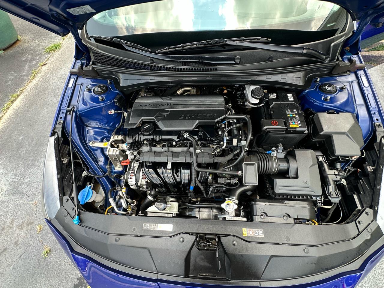 Hyundai Elantra  2023