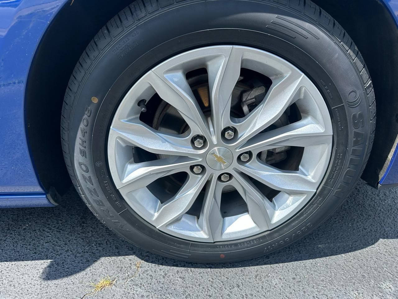 Chevrolet Malibu  2023