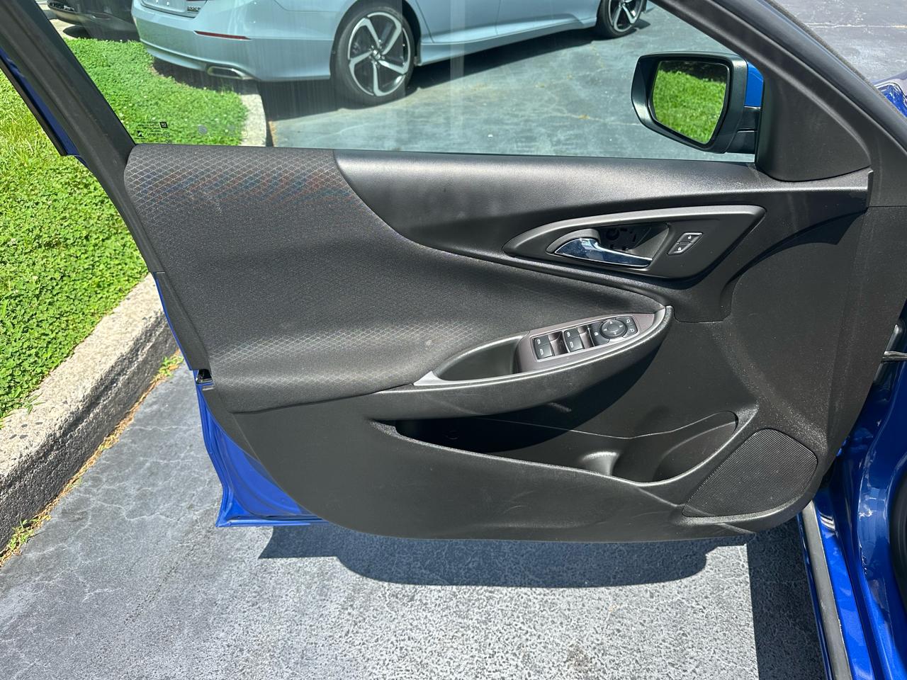 Chevrolet Malibu  2023