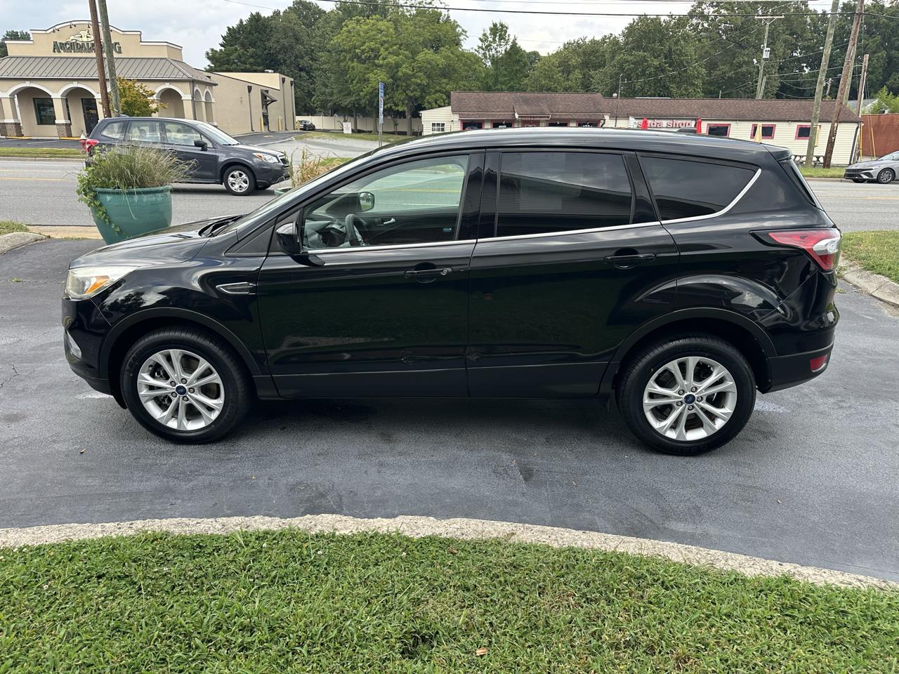 Ford Escape  2017