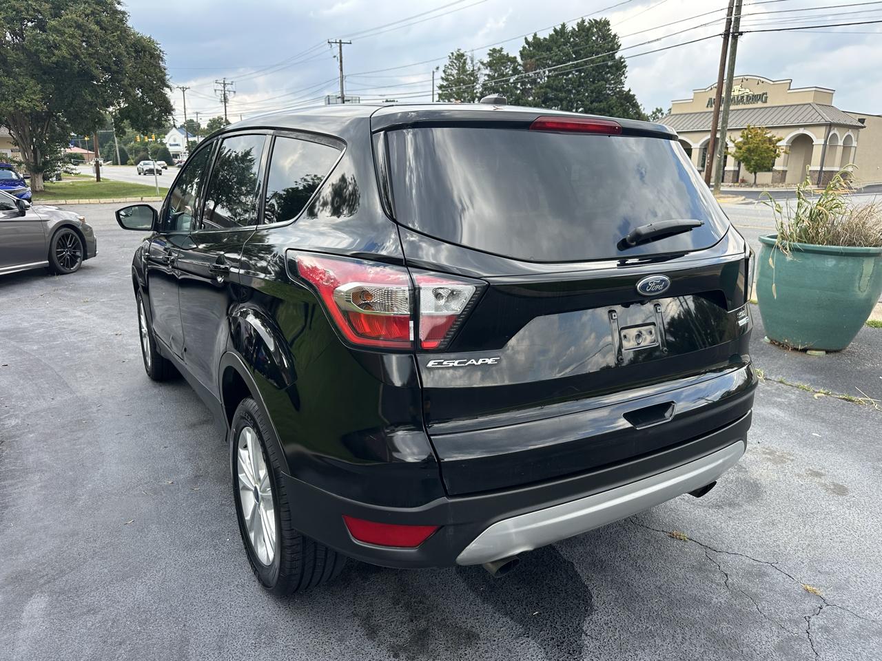 Ford Escape  2017
