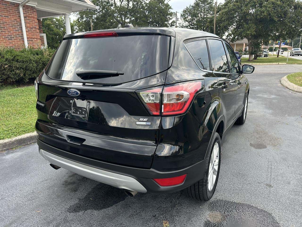 Ford Escape  2017