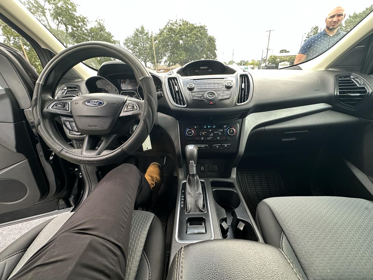 Ford Escape  2017