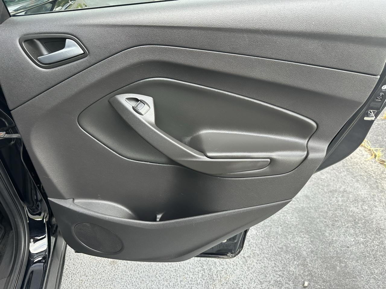 Ford Escape  2017