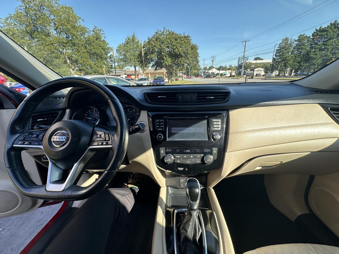 Nissan Rogue  2017