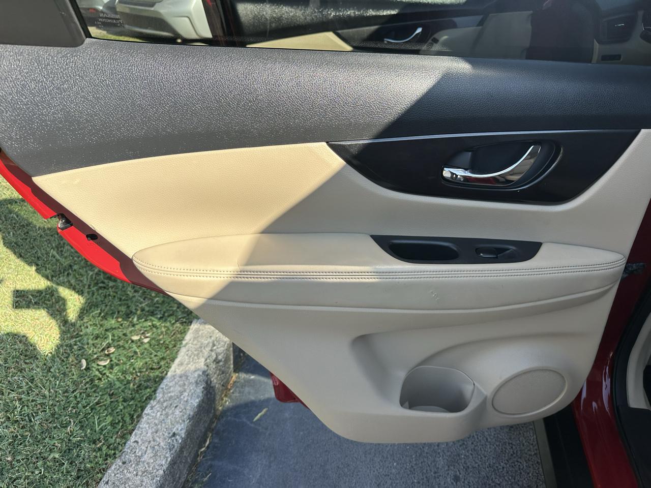 Nissan Rogue  2017