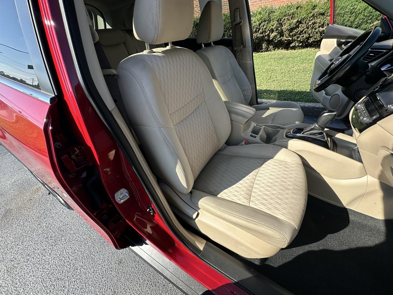 Nissan Rogue  2017