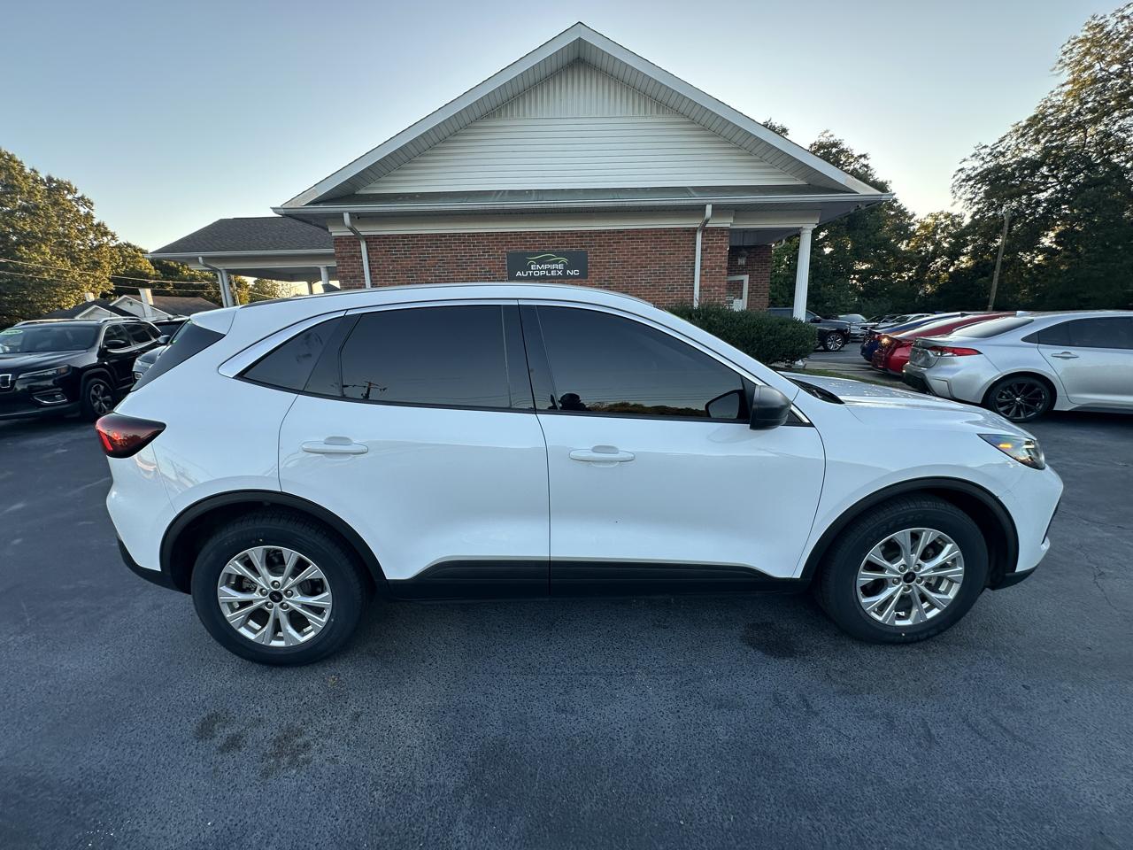 Ford Escape  2023