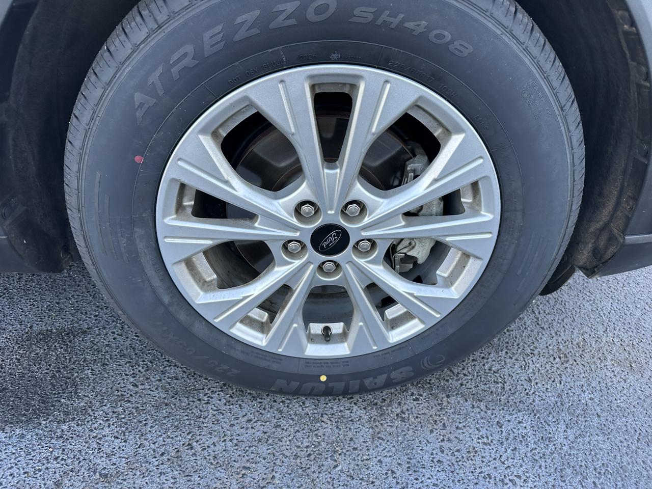 Ford Escape  2023