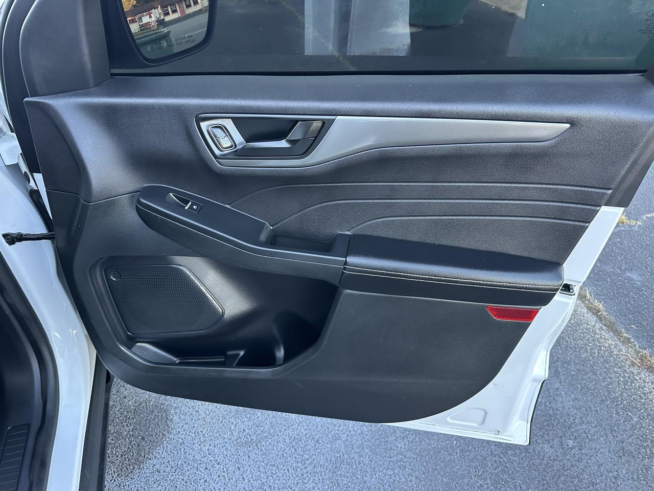Ford Escape  2023