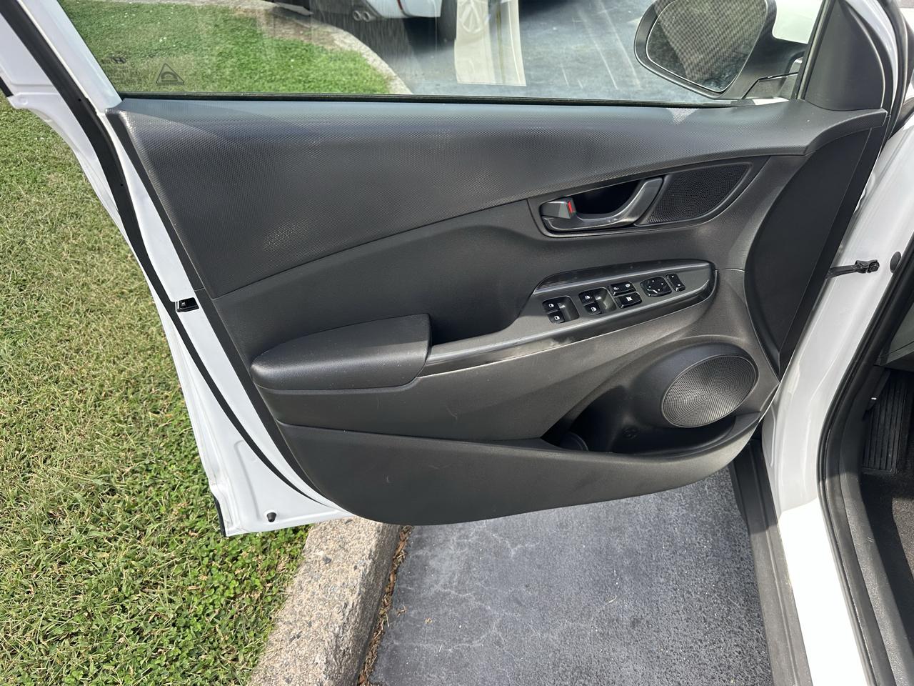 Hyundai Kona  2021