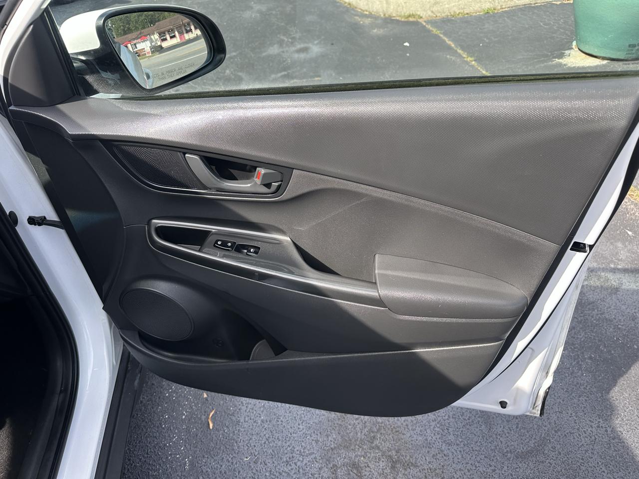 Hyundai Kona  2021