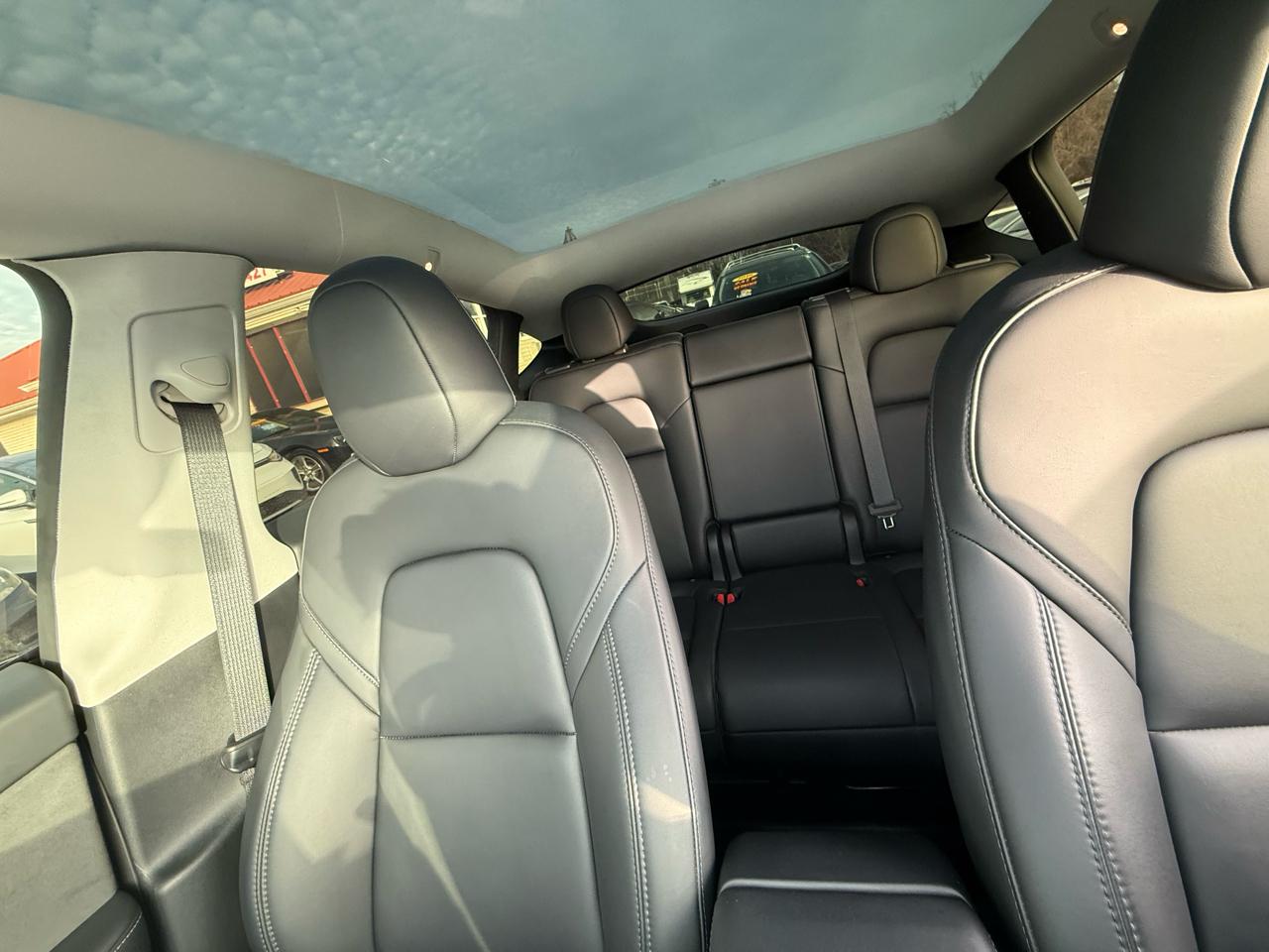 Tesla Model Y Long Range AWD 2023