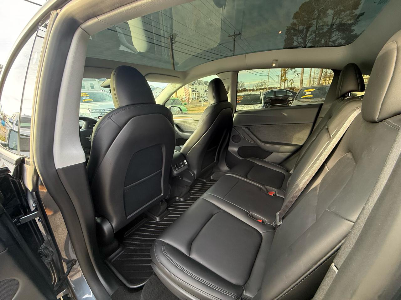 Tesla Model Y Long Range AWD 2023