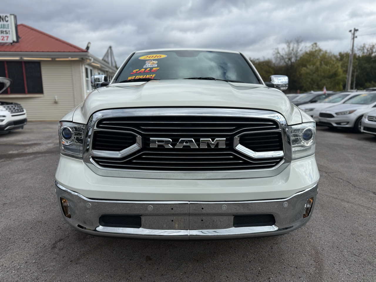 RAM 1500 Longhorn Crew Cab SWB 2WD 2016 RAM 1500 Longhorn Crew Cab SWB 2WD 2016