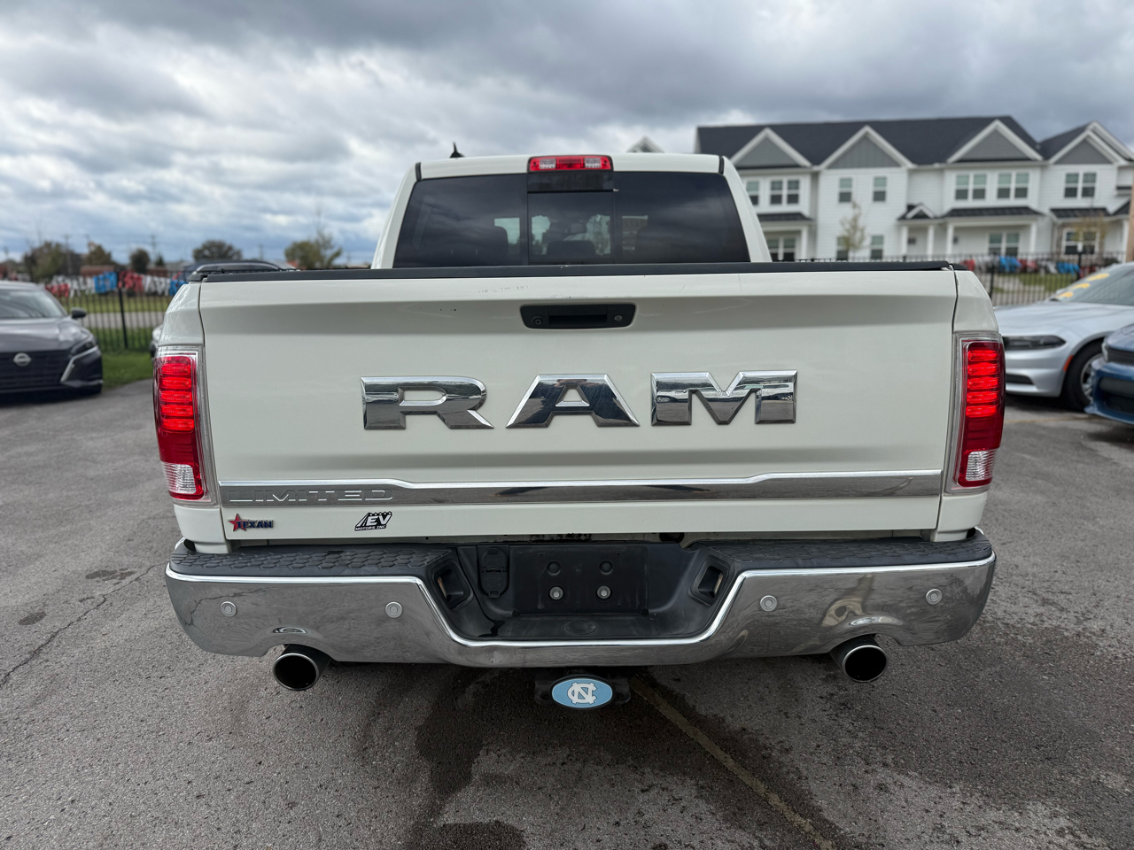 RAM 1500 Longhorn Crew Cab SWB 2WD 2016 RAM 1500 Longhorn Crew Cab SWB 2WD 2016