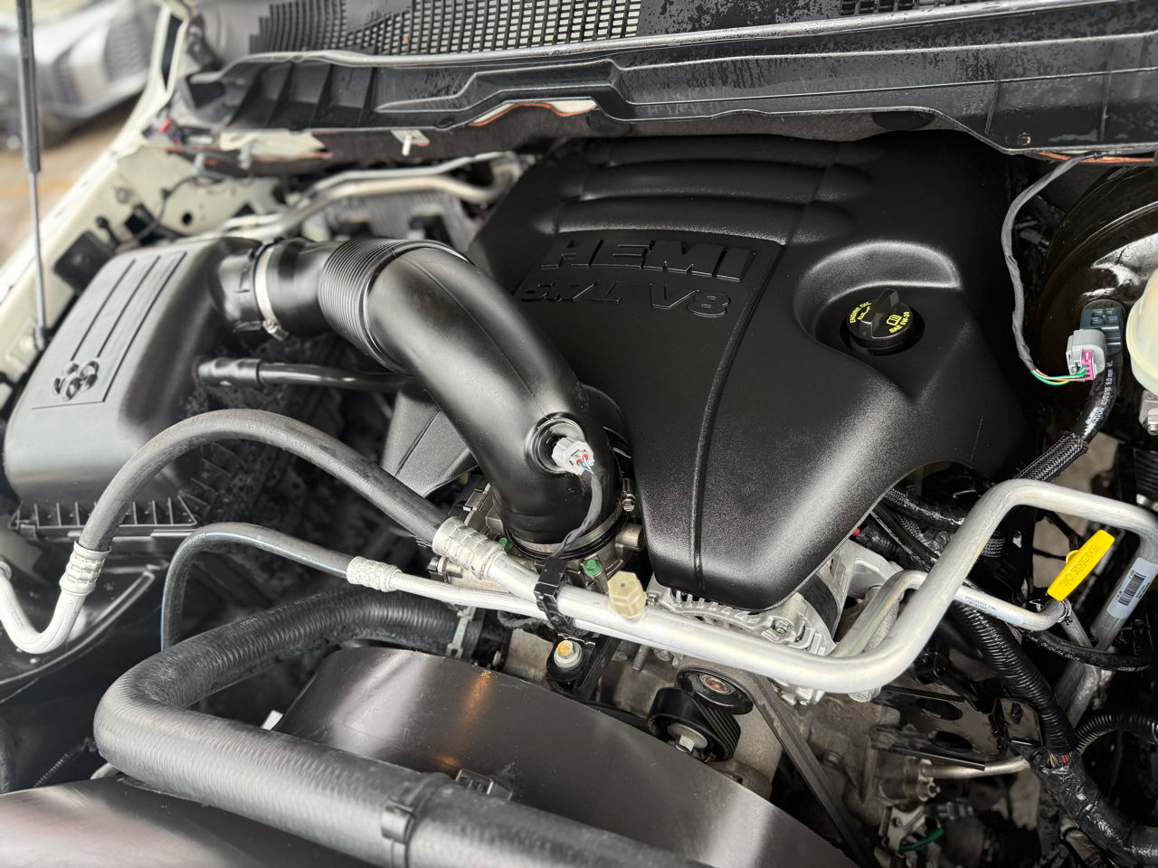 RAM 1500 Longhorn Crew Cab SWB 2WD 2016 RAM 1500 Longhorn Crew Cab SWB 2WD 2016