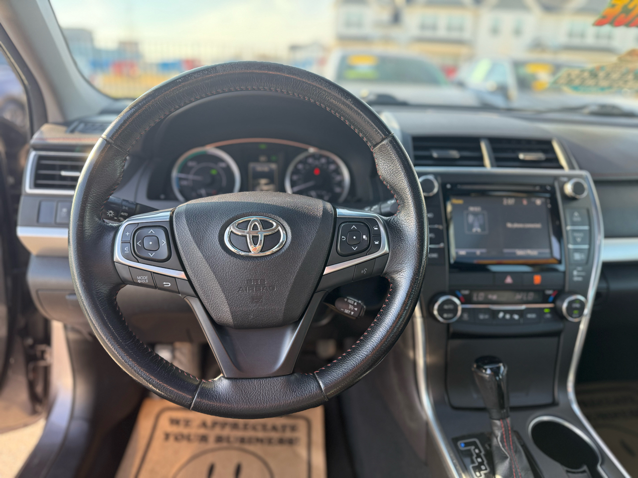 Toyota Camry Hybrid XLE 2015