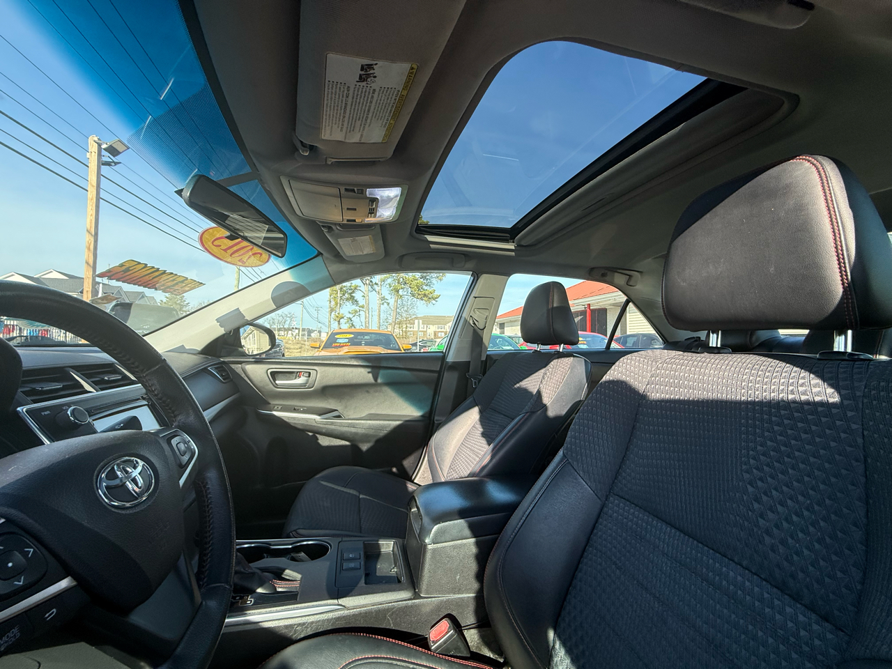 Toyota Camry Hybrid XLE 2015